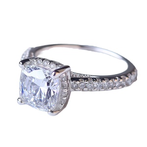 เครื่องประดับชั้นดี SGARIT แหวนทองคำขาว 18k แบบคลาสสิก เพชรแล็บไดมอนด์ทรงเรเดียนท์ 2 กะรัต รับรองโดย IGI ของขวัญสำหรับงานแต่งงาน งานหมั้น และงานเลี้ยง - Product Image 3