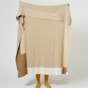 Exican-exican ohomia, nitted hrow, lanket - Product Image 1