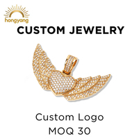 Pendentif Cœur Ailé Personnalisé en Acier Inoxydable Plaqué Or avec Zircon Cubique Pavé, Breloque Cœur d'Ange, Fabrication de Bijoux