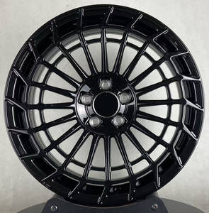 Venta caliente 18 19 20 pulgadas T6061 ruedas de aleación de aluminio 5x112 PCD para <span class=keywords><strong>Mercedes</strong></span> <span class=keywords><strong>AMG</strong></span> <span class=keywords><strong>C63</strong></span> C63s E63 E63s W204 W205 W212 W213 llantas negras - Product Image 1