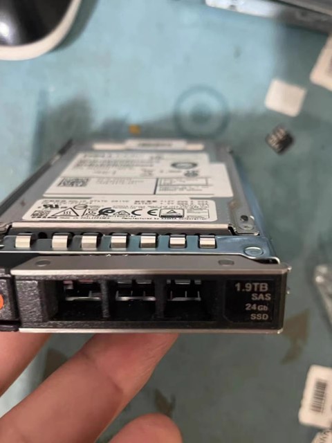 Dells 1.92T SAS 24G 2.5 Read Intensive  Hot-Plug 06K35K 2024 Brand New SSD Solid State Drive
