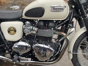 2026 pour la <span class=keywords><strong>nouvelle</strong></span> moto de rue <span class=keywords><strong>Bonneville</strong></span> <span class=keywords><strong>T120</strong></span> - Product Image 4