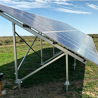 Structure de montage au sol pour panneaux solaires en aluminium 5 MW, facile à installer, système de support photovoltaïque avec vis de fixation au sol