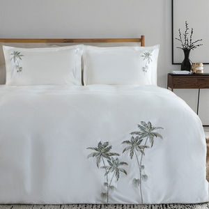 Meilleure vente ensemble de literie brodé motif solide ensembles de housse de couette antibactérienne perméable à l'air confortables pour hôtel - Product Image 5