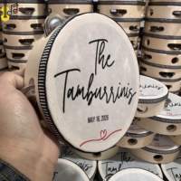 Tambourin à main en bois de 6 pouces avec impression soyeuse, à une rangée de cordes, pour la percussion, la saison des fêtes, les mariages et comme instrument à bruit.