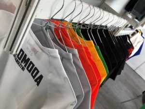 เสื้อแรชการ์ดแบบระเหิดแขนยาวระบายอากาศได้ดีงานตามสั่ง - Product Image 3