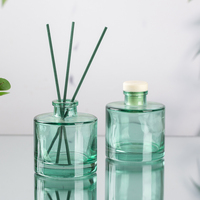 Fond épais de haute qualité 50ml 100ml 120ml 150ml 200ml Diffuseur de roseau en verre rond clair Bouteille d'aromathérapie avec couvercle