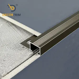 Prolink Pabrik logam YJ-020 laminasi padat lantai logam Edging penutup keselamatan luar ruangan jejak tangga Aluminium Nosing