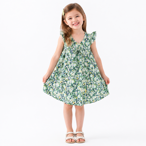 Robe en coton à imprimé floral vert tendance pour filles de 2 à 6 ans avec col en V, manches volantées et nœud décoratif sur la poitrine pour le quotidien - Product Image 3