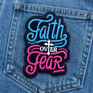 Patch brodé religieux chrétien « Au-dessus de la peur, crois » avec verset biblique, 3 pouces, thermocollant/à coudre, pour appliqué en tissu - Product Image 3