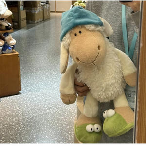 Adorable Peluche de Oveja Pequeña con Gorro para Dormir, Muñeco de Peluche para Dormir, Manta de Confort, Algodón PP, Malla, Regalo Original Unisex para Cumpleaños - Product Image 3