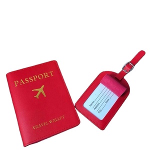 Juego de Fundas Personalizadas para Pasaportes y Etiquetas para Equipaje - Regalo de San Valentín para Recién Casados, Parejas, Compromiso, Luna Llena - Product Image 4