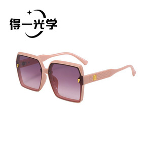 Square <b>Sunglasses</b> Black PC Frame UV400 Women Fashion - Product Image 5