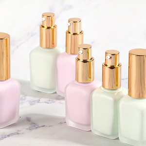 Base de <span class=keywords><strong>maquillage</strong></span> liquide blanchissante vegan à étiquette privée, soin hydratant de la peau, tous types de peau, deux couleurs, crème isolante - Product Image 3