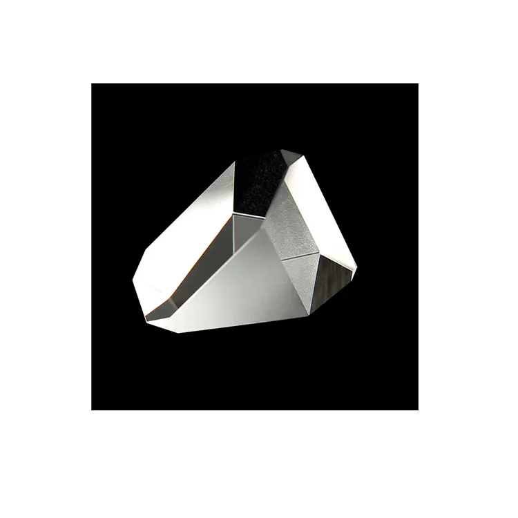 Lentille à <span class=keywords><strong>prisme</strong></span> triangulaire en verre cristal K9 de haute qualité, design personnalisé