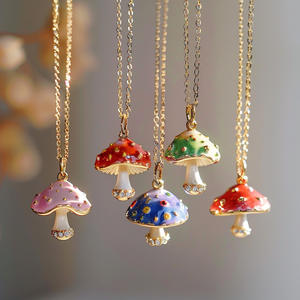 Suxuan Jewelry Odm Original Lovable Mushroom Pendant Collier en acier inoxydable zircon émaillé de haute qualité Plaqué or 18 carats Juif - Product Image 2