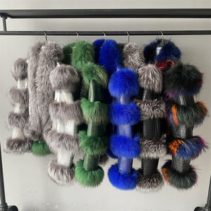 नए डिजाइन रंगीन असली चमड़े के रकून फर कोट महिलाओं के साथ असली शेपस्किन चमड़े की जैकेट - Product Image 6