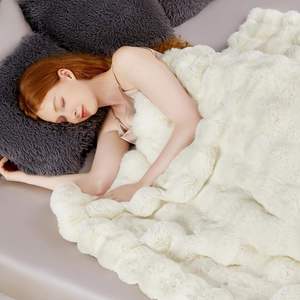 Tùy chỉnh sang trọng nặng ấm cúng thỏ giả Lông Đôi giường chăn kết cấu bong bóng dày mờ thân thiện với da mềm mại ném chăn - Product Image 2