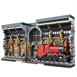 Livre de construction Magic Train Book <span class=keywords><strong>Harry</strong></span> <span class=keywords><strong>Potter</strong></span> : Matériaux d'archives sur le thème de la gare, modèle de blocs de construction en plastique ABS, <span class=keywords><strong>jouet</strong></span> de difficulté élevée - Product Image 1