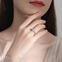 Vente d'anniversaire Bague Moissanite haute pour femme élégante Meilleur bracelet à lecture de cœur à un prix