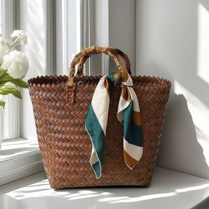 Sac de plage en paille tressé fait main vintage pour femme, grande capacité, haute qualité, en rotin, idéal pour transporter des légumes et pour la plage - Product Image 1