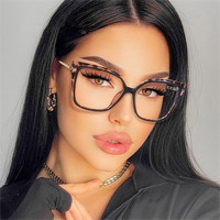 Nouvelle mode Logo personnalisé rose femmes montures de lunettes optiques carré Anti lumière bleue lunettes d'ordinateur femmes