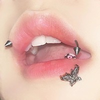 Piercing de Labio y Colmillo Curvo de Acero Inoxidable con Diseño de Nicho Estilo Dulce, Compatible con Otras Joyas de Perforación, Amigable con la Piel