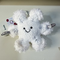 Vente en gros : Nouvelles poupées flocon de neige, jouets en peluche de Noël, poupées en peluche mignonnes, porte-clés pendentifs, porte-clés en peluche exquis, cadeau pour enfants
