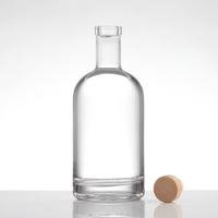 Botol Kaca Kristal Bebas Timbal Kelas Atas Langsung dari Pabrik, Bentuk Silinder Retro dengan Alas Tebal, Botol Kosong untuk Wiski, Rum.