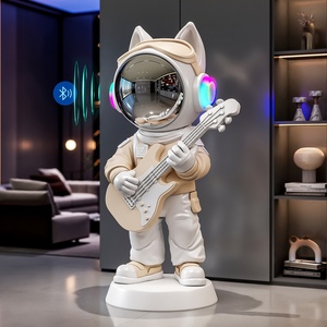 Figurine d'astronaute multifonctionnelle à commande vocale avec entrée USB AUX pour chambre, bureau, décoration intérieure en résine - Product Image 3
