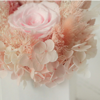 Rose éternelle artisanale de Xiangnan, petite boîte cadeau carrée, best-seller, décoration d'intérieur pour le Nouvel An, Noël et le Nouvel An chinois