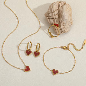 Juego de Accesorios de Moda con Collar con Colgante de Corazón de Acero Inoxidable, Cadena de Hueso con Cierre en Oro de 18k, Pendientes, Pulsera y Anillo - Product Image 1