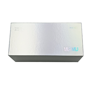 Caja de Regalo Rígida Personalizada Hecha a Mano con Cierre Magnético, Impresión Láser en Lámina Plateada - Product Image 6