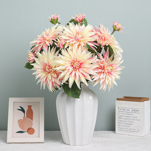 Flores de seda artificiales Ruilisi, dalias y crisantemos blancos y amarillo claro para decoración de bodas y hogar. - Product Image 2