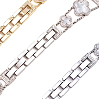 Compatible avec Apple Watch 46 mm, 44 mm, 42 mm, bracelet en métal de luxe avec incrustation d'agate et de diamants en forme de trèfle à quatre feuilles pour femmes