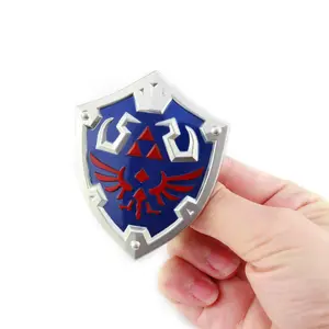 7cm High Quality Alloy Link Hylian Shield Model in Blister card packaging