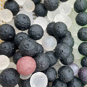 Commercio all'ingrosso intagliato a mano lune di cristallo di quarzo rosa Howlite Sodalite nero ossidiana realistico <span class=keywords><strong>pianeta</strong></span> <span class=keywords><strong>luna</strong></span> palla - Product Image 6