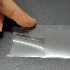 Film de protection d'écran en verre ultra-fin de 0,3 mm, transmission lumineuse élevée de 92 %, anti-traces de doigts, anti-vertiges, ne gêne pas la mise au point - Product Image 4