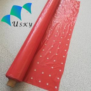 Paillis de tomate rouge perforé de désinsectisation, couverture de sol agricole de film de paillis en plastique noir, prix de rouleau de film de paillage bon marché - Product Image 1