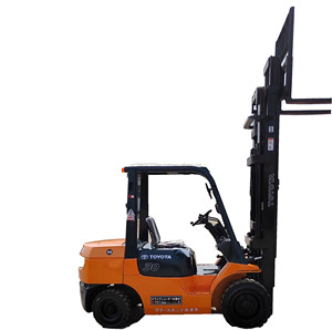Chariot élévateur diesel d'occasion FD30 3T avec mât à deux étages, pneus pneumatiques/solides - Très bon état de fonctionnement, prix bas - Product Image 1