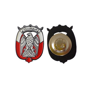 Broche de Esmalte Suave con Diseño de Halcón de Abu Dabi, Emiratos Árabes Unidos <span class=keywords><strong>2023</strong></span>, 25 mm, Color Negro, Chapado en Níquel Negro - Product Image 1