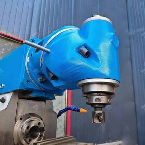 Fresadora de cabezal giratorio Universal X6240 de alta precisión a la venta - Product Image 5