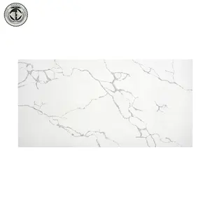 인공 벽돌 돌 광택 AS-831 Calacatta 흰색 알래스카 석영 유연한 수조 테두리