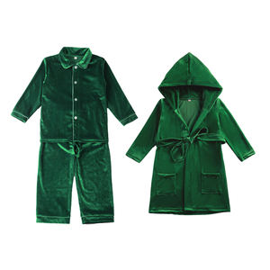 Pyjamas de Noël pour la famille, ensemble de pyjamas vert et rouge en velours, vêtements de nuit d'hiver pour adultes, pyjamas pour bébés garçons et filles - Product Image 5