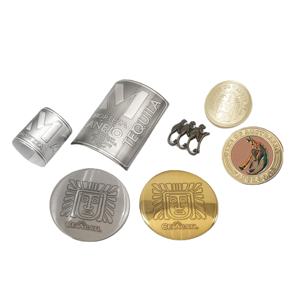 Etiquetas de Metal para Bolsos, Diseño Cóncavo Convexo, Proceso de Cuero PU, Aluminio, Cobre Vino, Aleación de Zinc Dorada, Etiqueta de Marca Registrada en 3D - Product Image 2