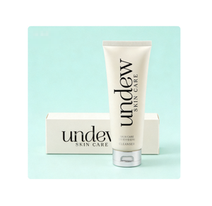 Nettoyant moussant clarifiant UNDUE avec extrait de thé vert, purificateur de pores sans huile pour un teint sans brillance - Product Image 1