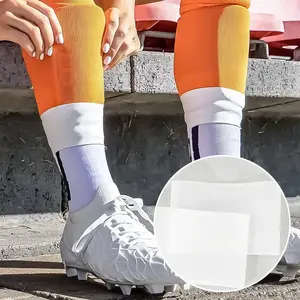 Lot de 2 sangles de maintien pour protège-tibias de football avec coussinets en silicone – Bandes pratiques pour le football, la course et le cyclisme - Product Image 3