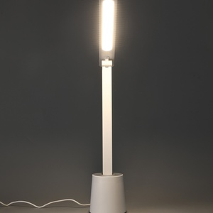Lámpara de Mesa LED de Diseño Pequeña, con Luz Suave para Protección Ocular de Estudiantes, Ideal para Lectura en la Habitación o Junto a la Cama, Gran Venta - Product Image 4