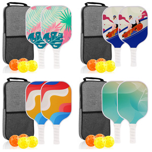 Ensemble de raquettes de pickleball, 2 raquettes, 4 balles, sac de transport Oxford, base légère en fibre de carbone, design tendance, équipement de sport de plein air - Product Image 1