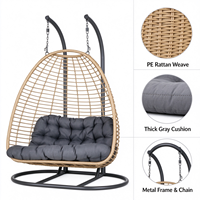 Fauteuil suspendu double ovale d'extérieur avec support et coussin en rotin PE, design moderne pour cour et mobilier d'extérieur